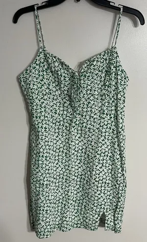 Le Lis Floral Print Tie-Front‎ Mini Dress Green & White Women's Size Large thumbnail 1