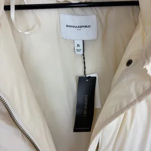 Banana Republic Factory Water Resistant Puffer Jacket Long Cream Parka Size XL thumbnail 9