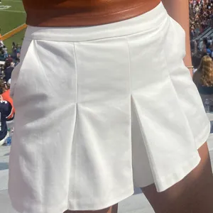 Shorts thumbnail 1