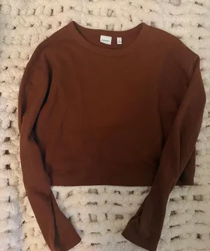 Sunday Best Women's Brown Crop-top thumbnail 1