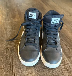 Nike Court Royale 2 Mid – Black & White – Women’s 7.5 thumbnail 1