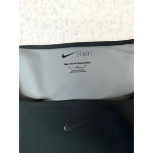 Nike Form Dri-FIT Stealth Evaporation Long Sleeve Bodysuit Black HQ8296-011 L thumbnail 2