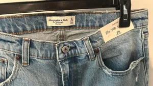 Abercrombie Jeans Mid-Rise 90s Straight thumbnail 2