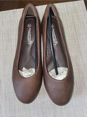 NWOT Women’s Brown Comfort Flats Size 7 Memory Foam Slip On Shoes thumbnail 2