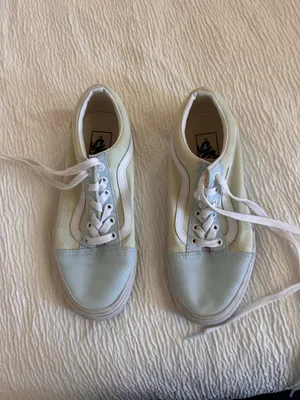vans  thumbnail 2
