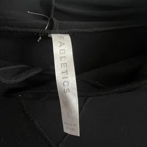 Fabletics Black Pullover Hoodie Top, Athleisure Sporty‎ Yoga Pilates Large thumbnail 6