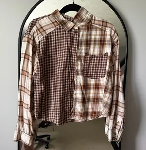 American Eagle plaid patchwork cropped flannel thumbnail 1