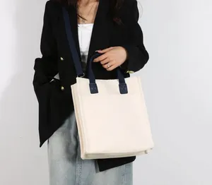 Tote bag White thumbnail 3