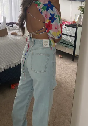 ZARA Open Back Floral Top thumbnail 2