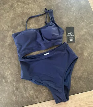 ® cut out one shoulder one piece swimwear thumbnail 2
