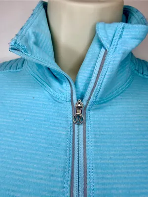 Lululemon Flash Forward Half Zip Size 4 Aqua Blue Thumbholes Reflective Mesh thumbnail 5