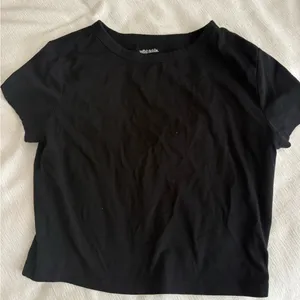 Wild Fable Cropped t shirt thumbnail 1