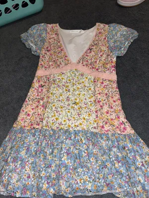 Dress thumbnail 2