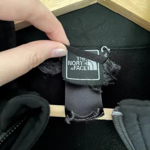 The North Face black full zip jacket pockets women's size 12 athletic warm thumbnail 3
