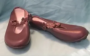 Ladies leather slides European 39 Size 8 thumbnail 1