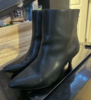 Old Navy Booties Heeled thumbnail 1