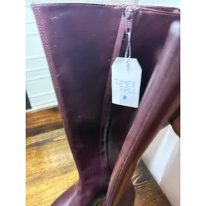 Time‎ And Tru Burgundy Tall Boots Size 8 thumbnail 4