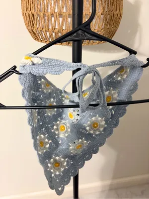Light Blue Crochet Daisy Shoulder Bag with Yellow Centers thumbnail 5