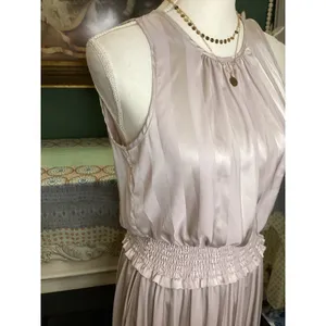 Entro‎ Women Mauve Satin Striped Smocked Waist Pleated Midi Dress Size S D14082 thumbnail 2