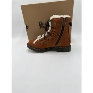 Dr. Martens Women's 1460 Ghille Boots Tan 10 NWB MSRP $ 180 thumbnail 6