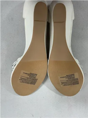 Womans New In Box Forever Link Blaze Strappy Wedge Sandals Size 7 White thumbnail 5