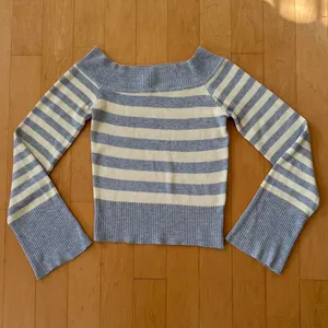 Princess Polly Perrey long sleeve grey and yellow off the shoulder sweater thumbnail 2