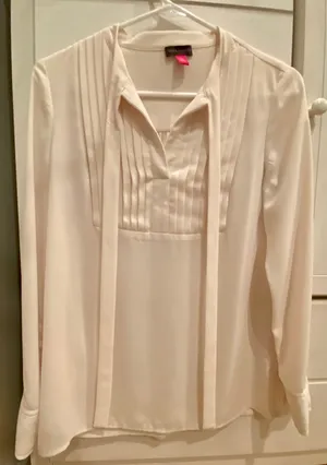 Vince Camuto Cream Blouse thumbnail 1