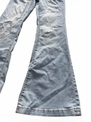 Altar'd State Heart Pocket High Rise Flare Jeans Size 29/9 Light Wash thumbnail 3