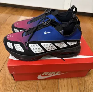 Women’s Size 7 Nike Air Max Sunder Max Deep Night Purple And Blue thumbnail 1