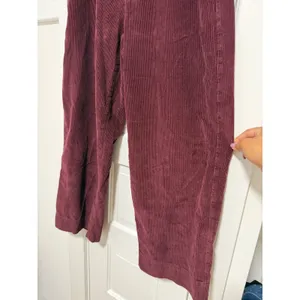 Old Navy Women Burgundy Corduroy High Waisted Wide Leg Pants Maroon Pants 10 thumbnail 10
