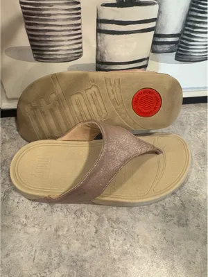 FitFlop Lulu model in a shiny rose gold finish. Size 6 thumbnail 5