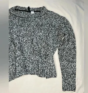 H&M Divided Black Marled Knit Pullover Crop Sweater Size M Long Sleeve thumbnail 4
