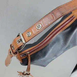 Dooney & Bourke Black Tan Pebbled Leather Patterson Paige Shoulder Hobo‎ Bag thumbnail 8