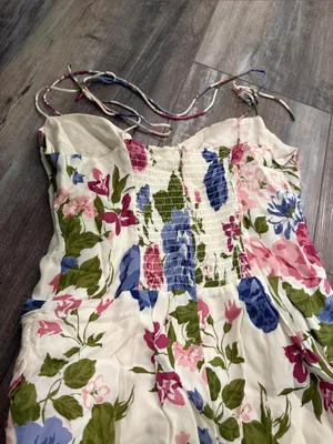 Reformation Kourtney Donna Dress size 8 thumbnail 15