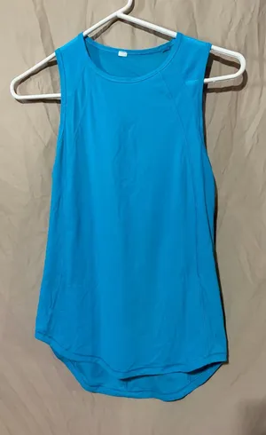 Lululemon tank top thumbnail 1