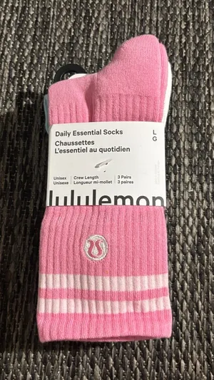 Lululemon Daily Essentials Socks 3 Pair Candy Cloud Foam Cloud White Yellow Sz L thumbnail 1