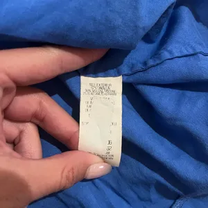 THEORY Jalia crunch fabric shirt dress in Primary Blue thumbnail 6