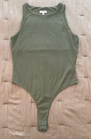 TCEC Women’s Green Sleeveless Bodysuit thumbnail 1