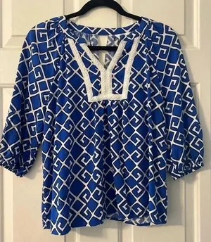 Crown & Ivy Top Womens Blue Geometric Crochet‎ Trim 3/4 Bell Sleeve Petite Small thumbnail 1