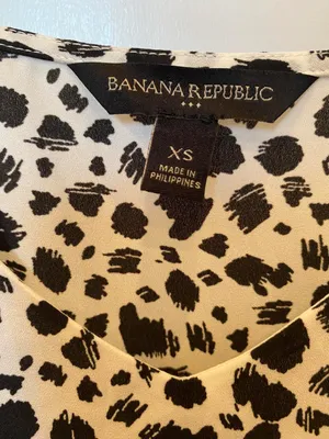 Banana Republic Tank Top Shirt thumbnail 3