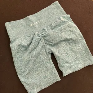 Seamless bike shorts thumbnail 2