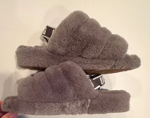 UGG | Women's Fluff Yeah Slide slippers. Size: 9 thumbnail 9
