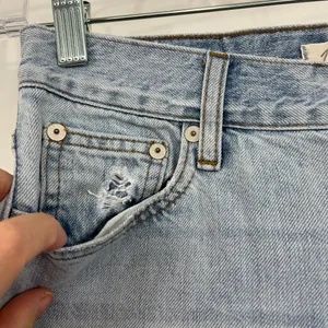 Madewell Size 26 Light Blue Perfect Vintage Jeans Straight Tapered 90s Mom Jeans thumbnail 5