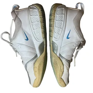 Nike Air Zoom Women’s Size 7 White Sneakers Laced y2k 90's Chunky Seinfeld thumbnail 1