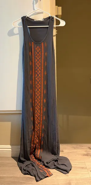 Solitaire Gray Maxi Dress with Rust Embroidered Panel, size XS thumbnail 1