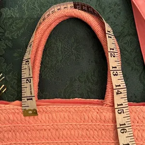 Crossi NWT pink woven straw handbag with handles and removable crossbody strap thumbnail 6
