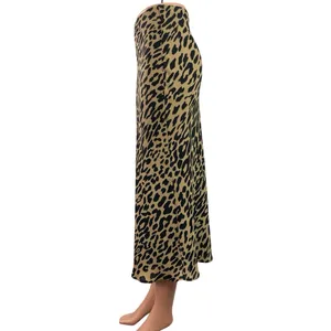 Banana Republic Beige Leopard Animal Print High Waist Flare Midi Skirt Size L thumbnail 2