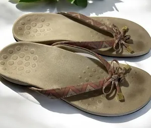 Vionic Bella II Women's Size 9 Pink‎ Geometric Slip On Slide Flip-Flop Sandals thumbnail 1