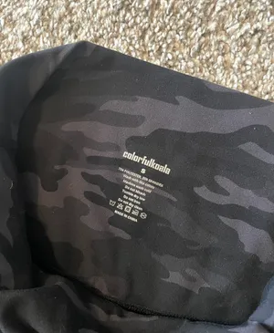 Colorfulkoala Black Camo Leggings thumbnail 3