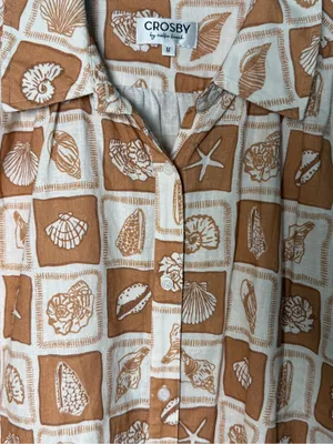 Crosby by Mollie Burch Linen Coastal Neutral Seashell Print Shirt Dress M thumbnail 7